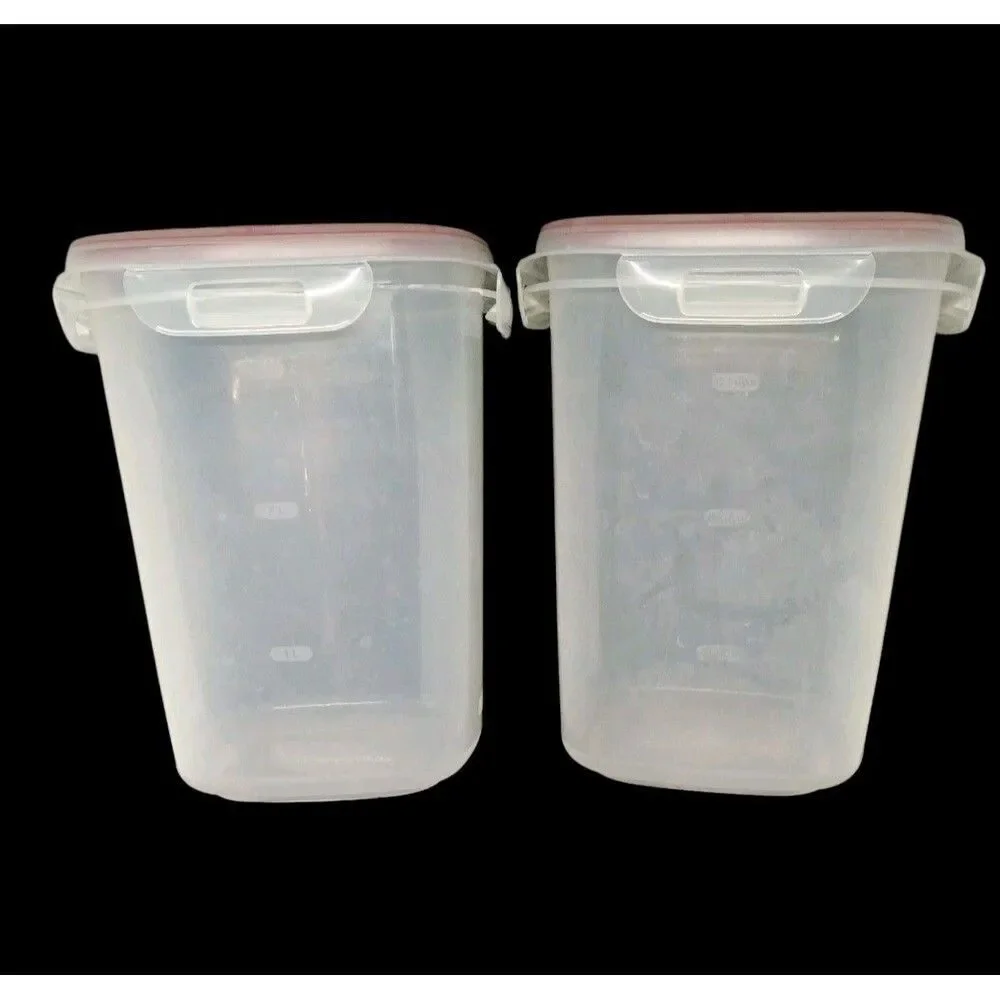 lot of 2 Rubbermaid 15 Cups Lock-Its Food Storage Containers Red Lids Tall